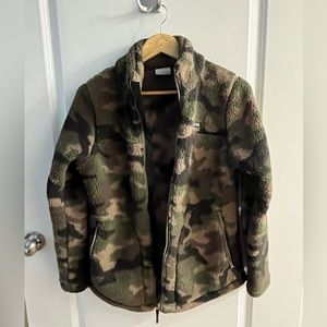 Womens Columbia fleece jacket size small
